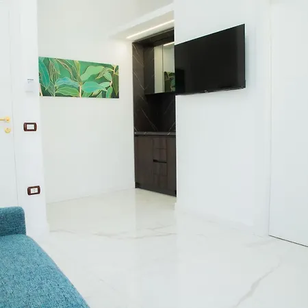Lagi Πανσιόν 4*