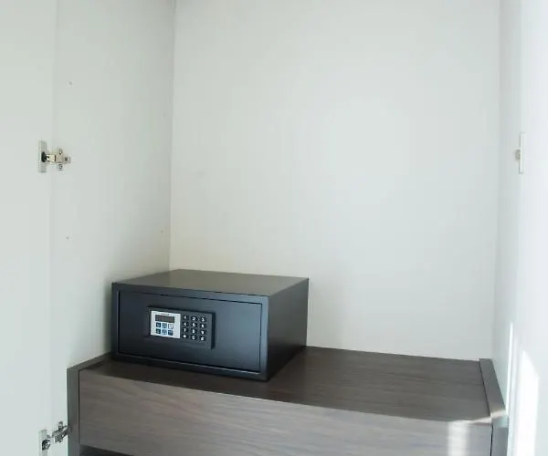 Lagi 게스트하우스 4*