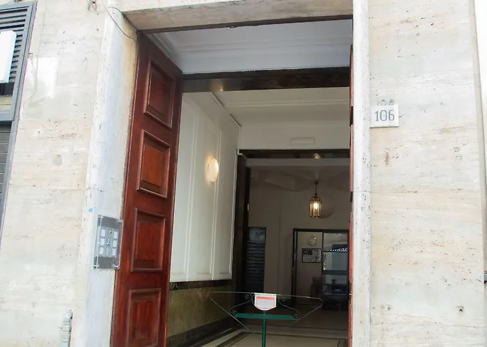 Lagi 게스트하우스 4*